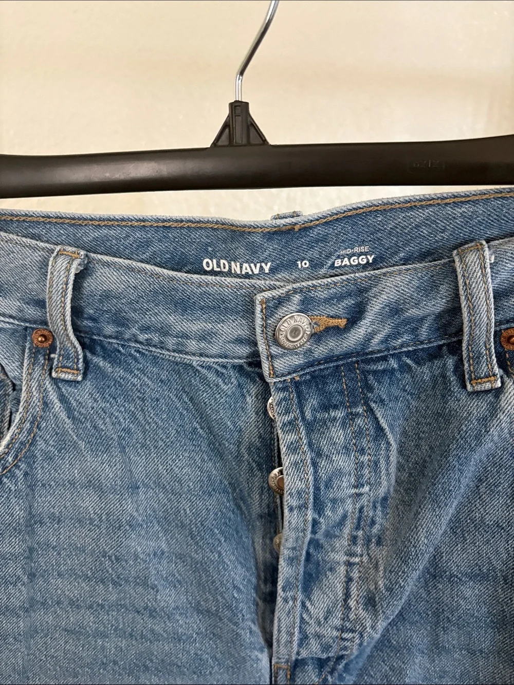 Old Navy Mid Rise Baggy Jorts Size 10
